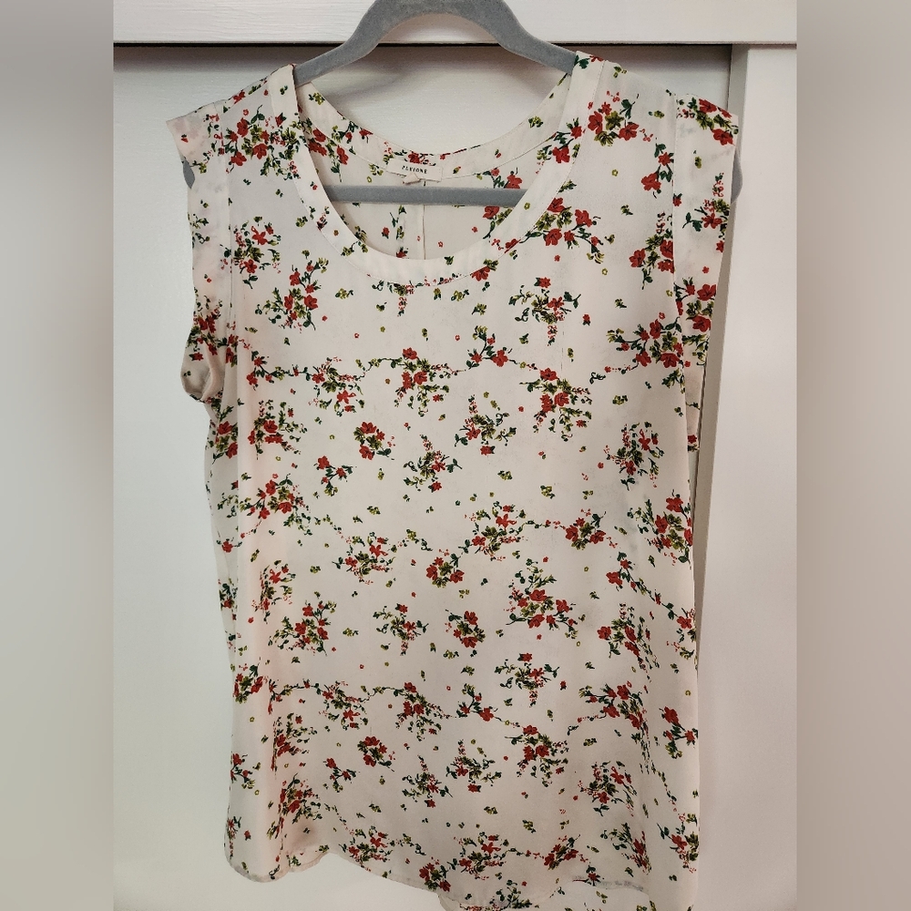 Pleione Ivory and Red Blouse Size Large